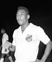 1965: Pele