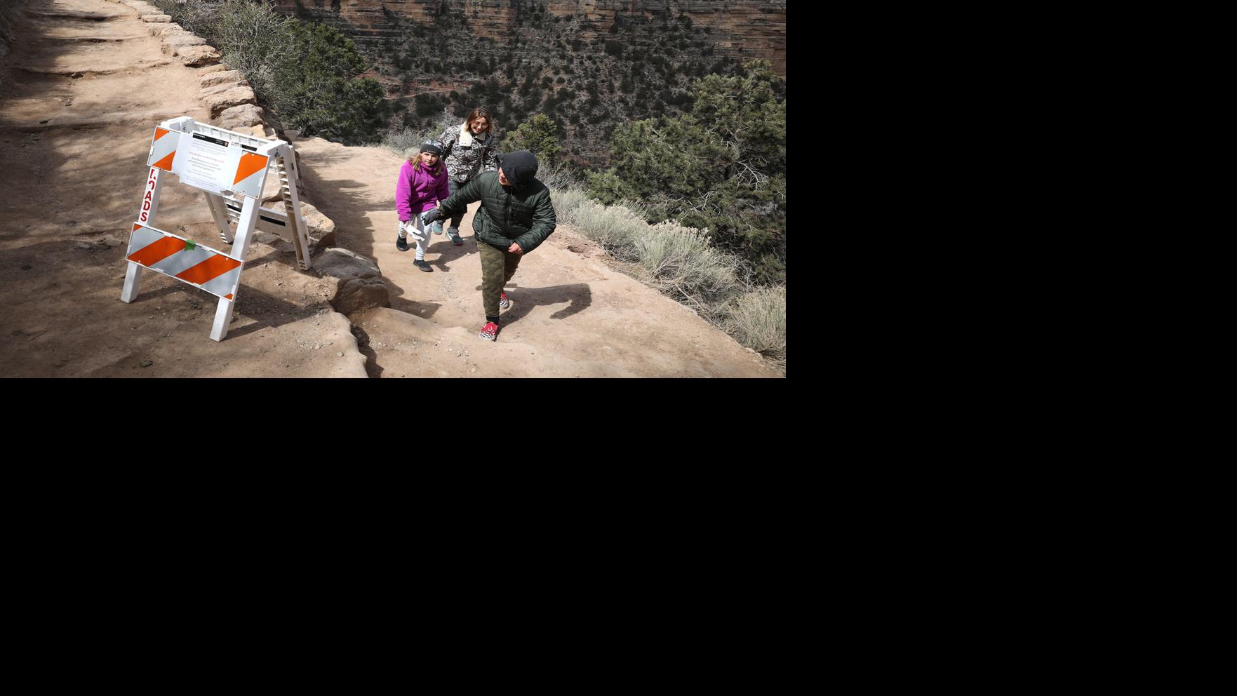 Grand Canyon National Park begins temporary weekend reopening