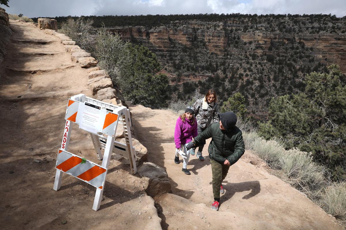 Grand Canyon National Park Begins Temporary Weekend Reopening Local Azdailysun Com