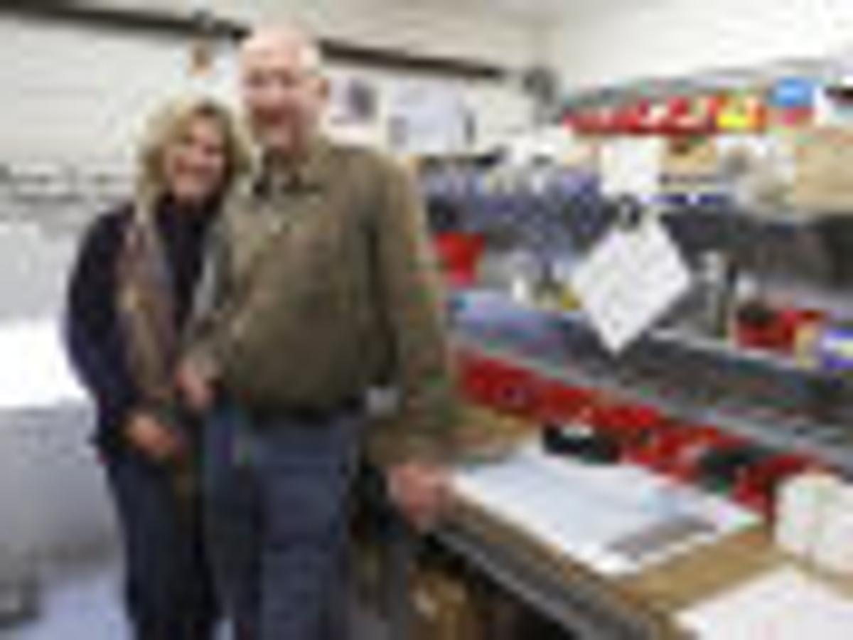 Loren Vickers Overhead Door Celebrates 40 Years Local Azdailysun Com