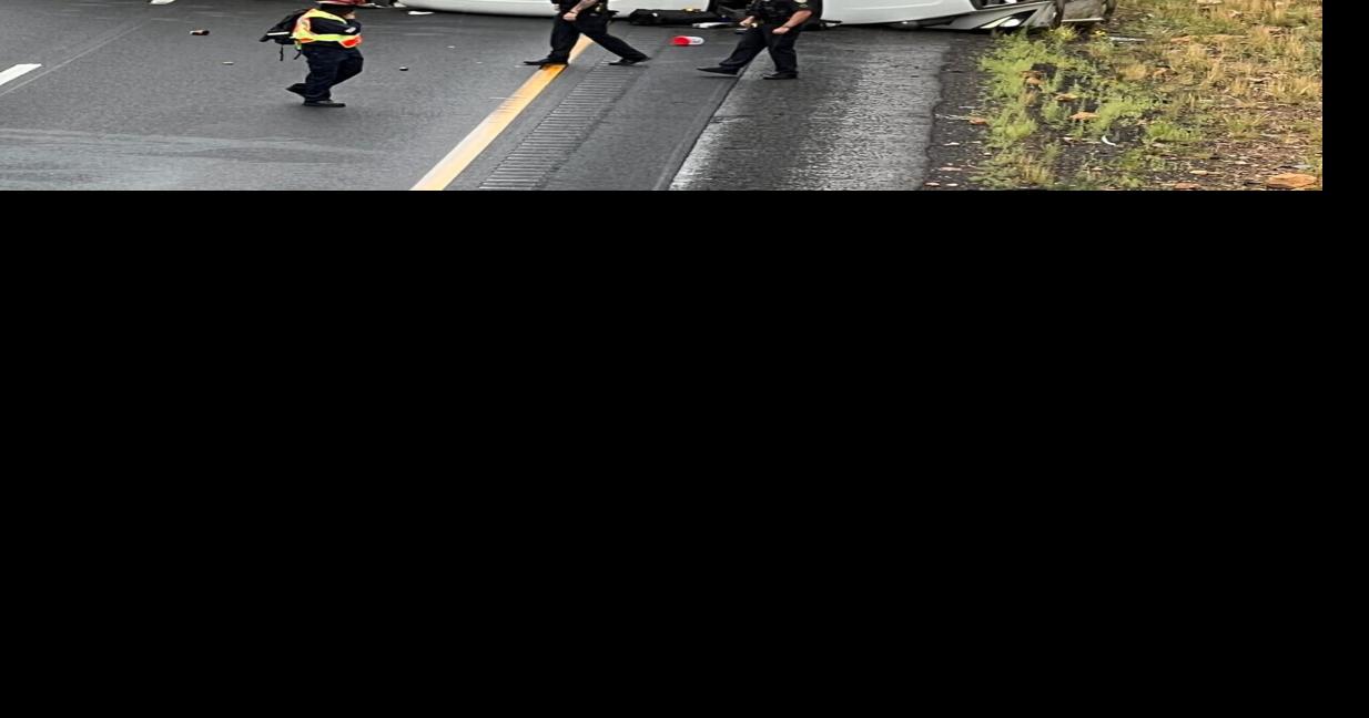 Fatal crash blocks I-40 eastbound for several hours after Monday morning crash