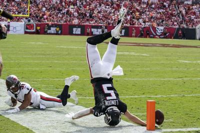 APTOPIX Falcons Buccaneers Football