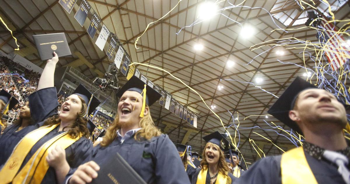 NAU Graduation | | azdailysun.com