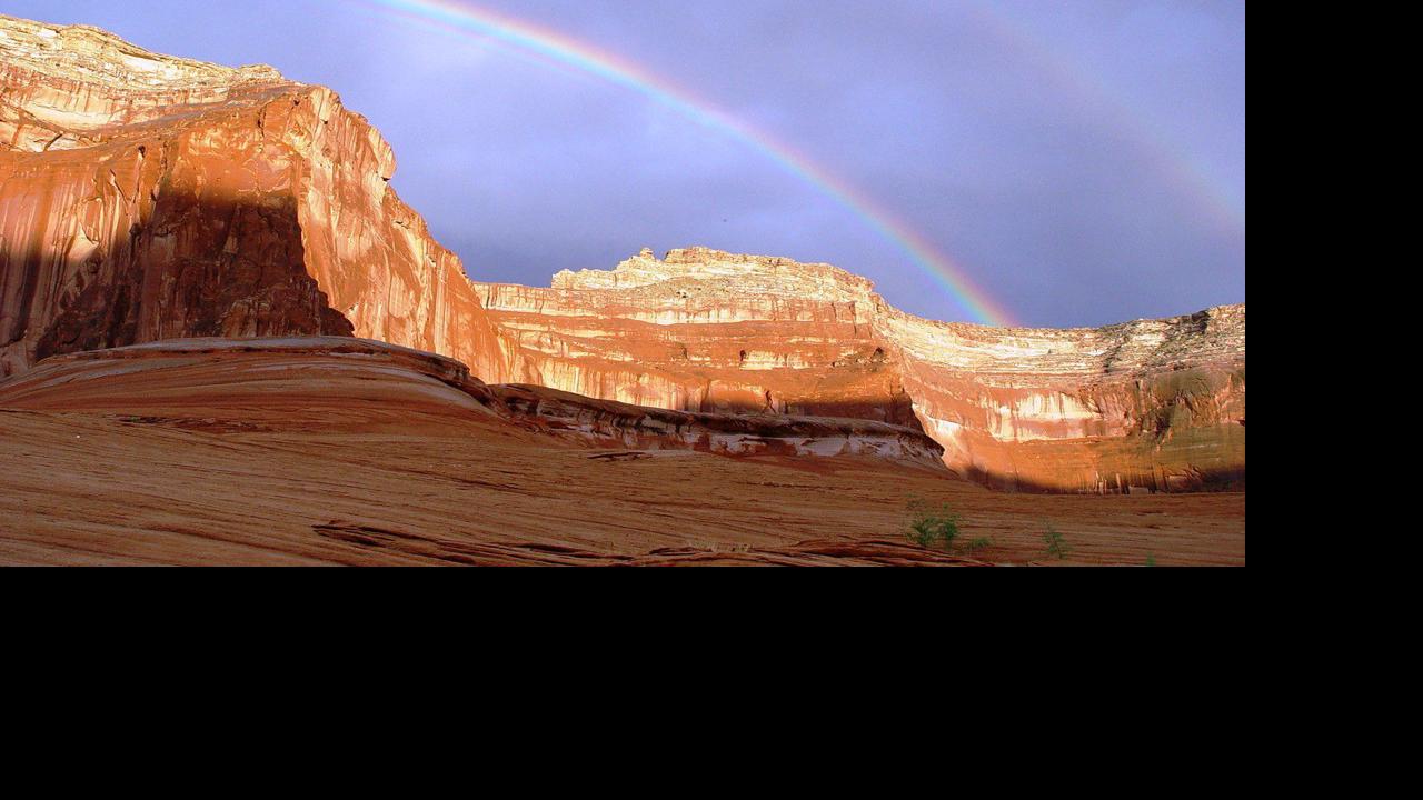 Nearby national monument and recreational area closures during the government shutdown