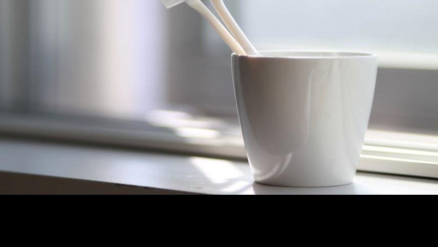 3 reasons you should try charcoal-based toothpaste