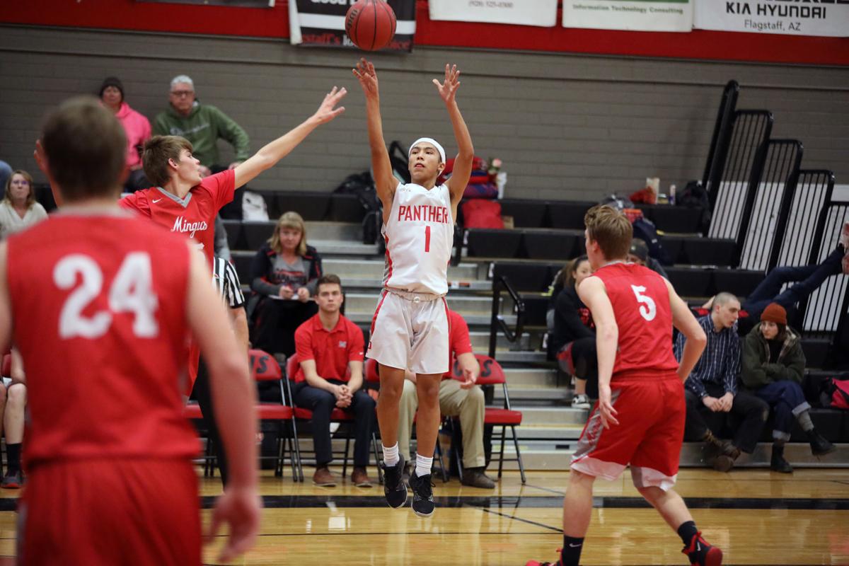 Coconino Boys Basketball Takes Care Of Mingus Union At Home Local Azdailysun Com