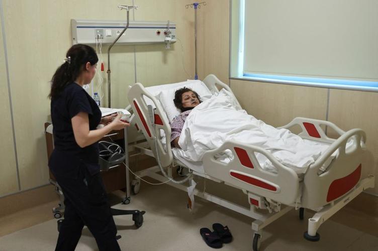 Passenger on crashed Azerbaijan Airlines plane receives treatment at Baku hospital