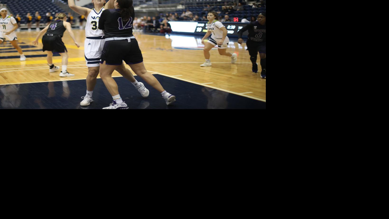 Bailey, Carroll lift NAU women past Weber, help team snap 6-game slide