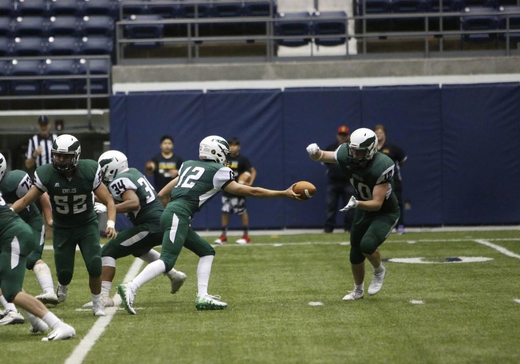 Flagstaff Football Falls In 32 28 Shootout To Glendale Loses