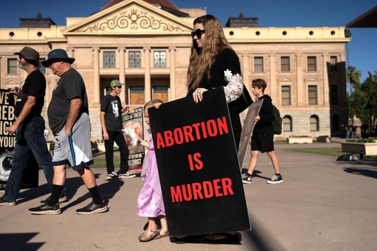 Arizona House lawmakers vote to repeal 1864 abortion ban | | azdailysun.com