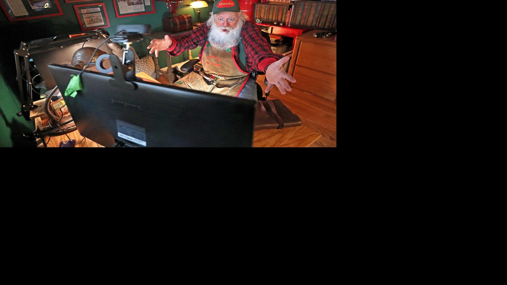 'Parents are desperate.' Zoom Santas are cashing in