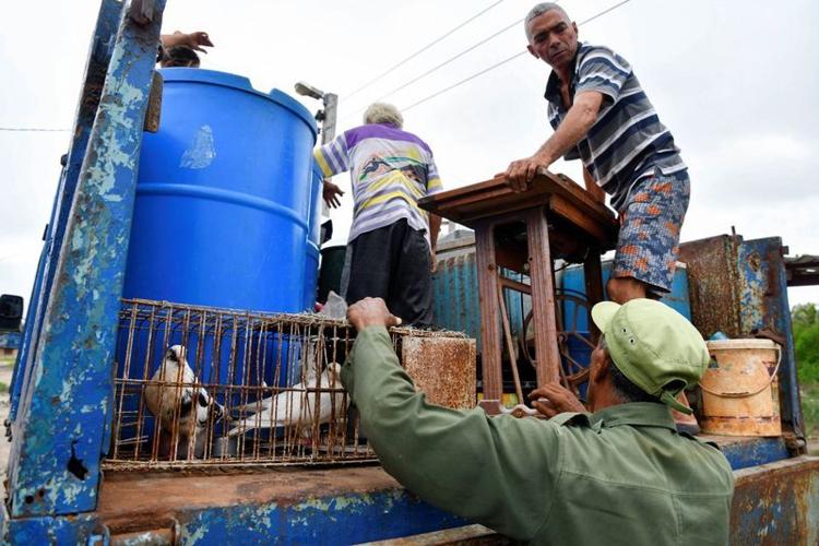 Tropical cyclone to hit Cuba as with hurricane strength