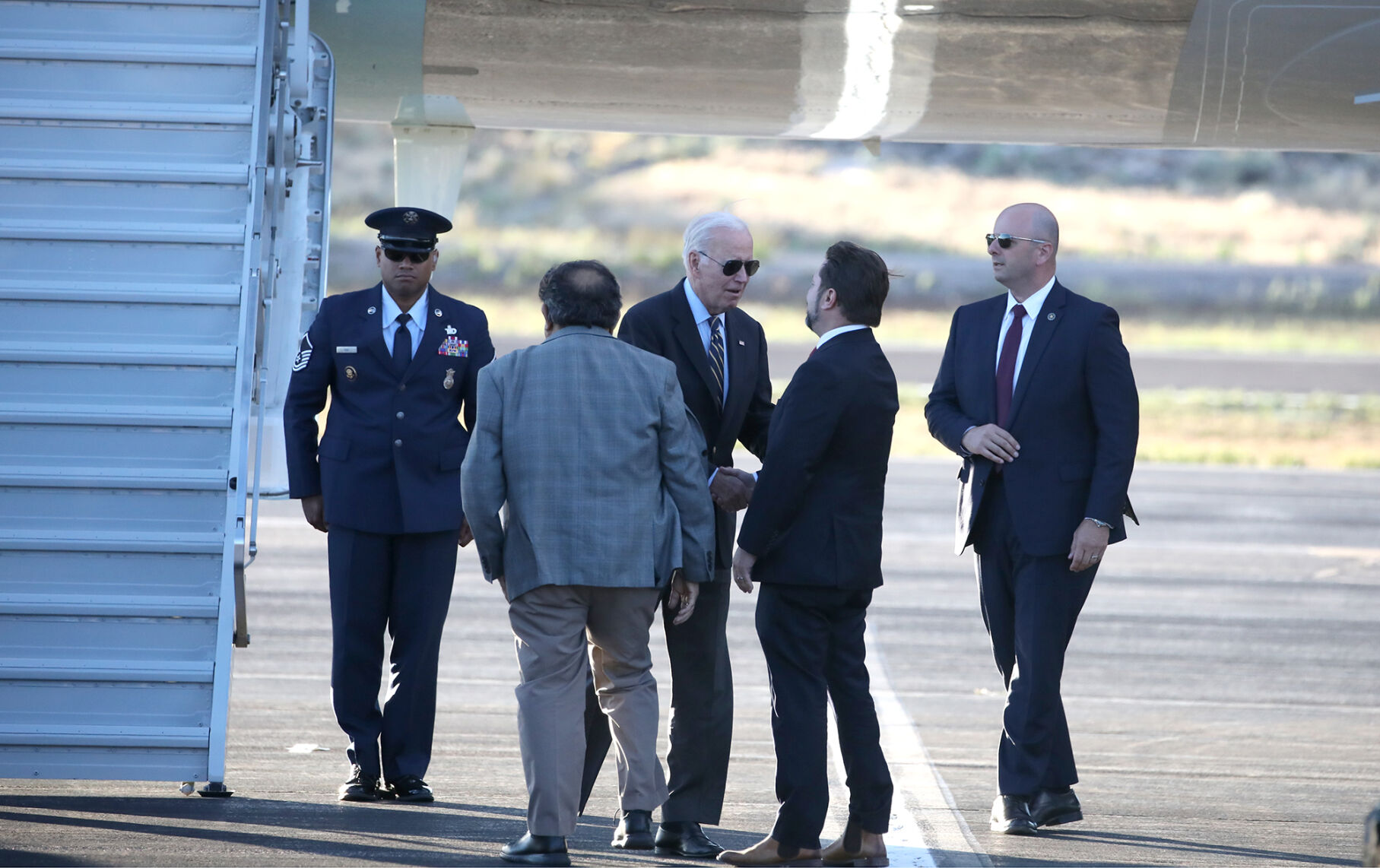 Gallery President Biden arrives at Grand Canyon Airport aboard Air