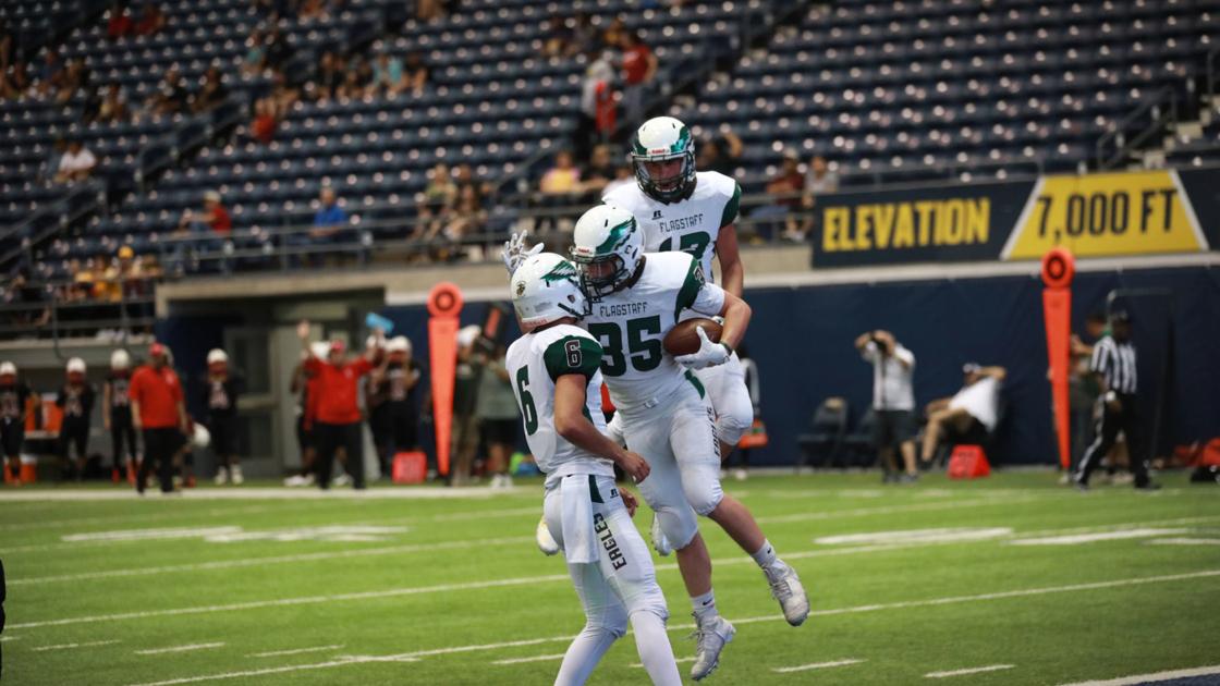 Flagstaff Football Makes Statement Routs Glendale 35 14 In Season