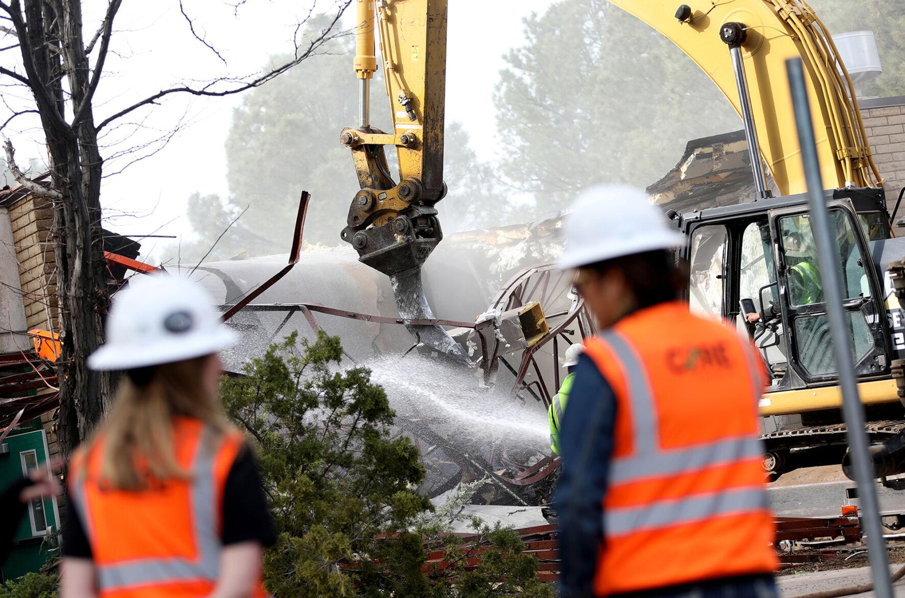 Gallery Flagstaff Middle School building demolition begins