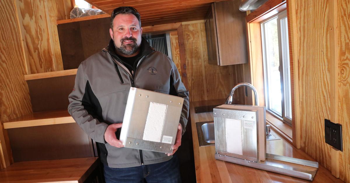 Tim Shinkle Tiny houses find a home in Flagstaff | News | azdailysun.com