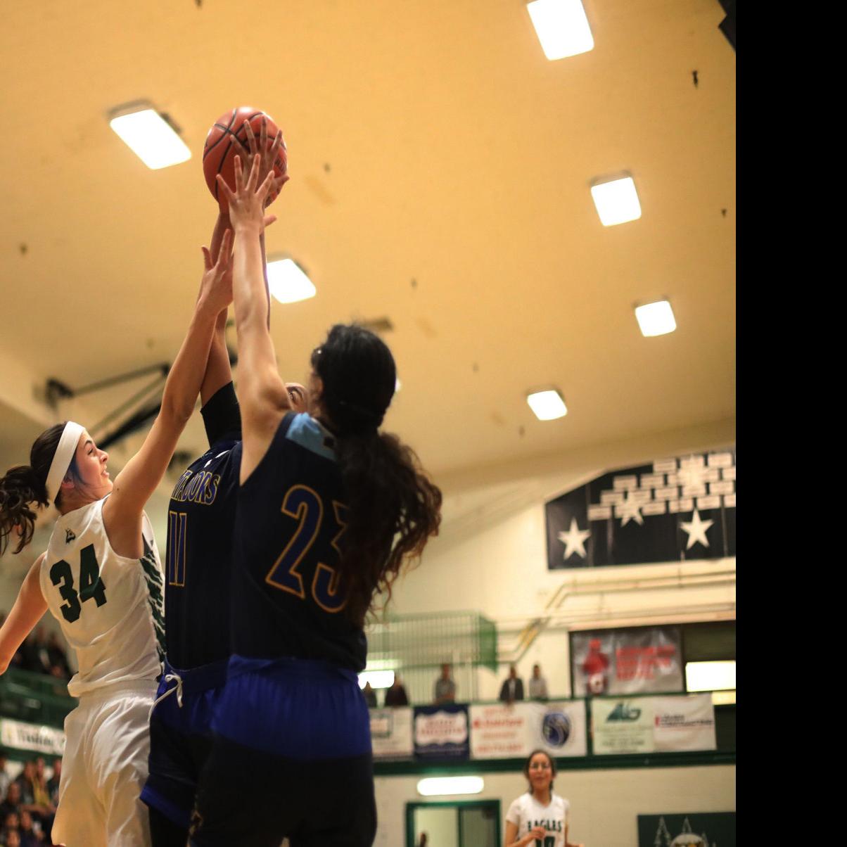 No 5 Flagstaff Girls Hoops Loses Home Game To 2nd Ranked Shadow