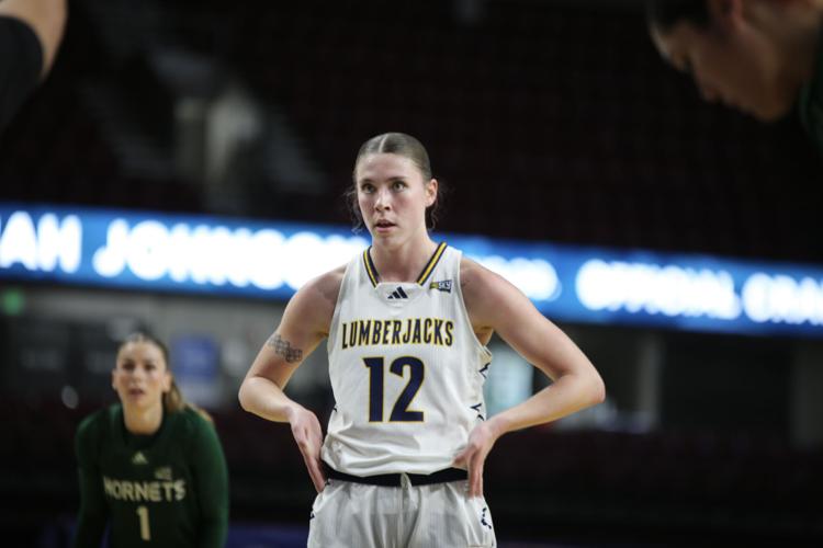 Butler_NAUSacStateWOMEN.jpg