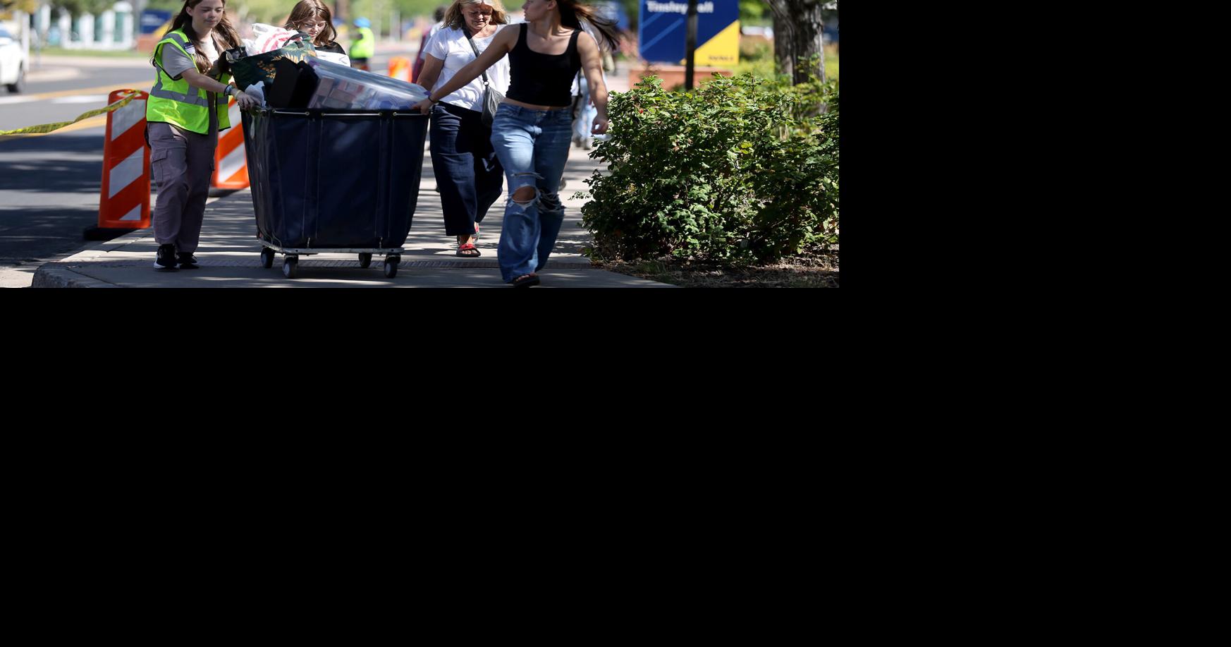 Gallery: With fall semester beginning next week, Northern Arizona University students return to campus