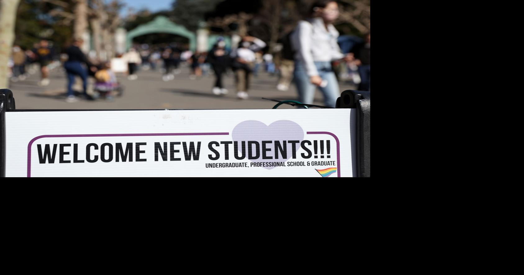 US colleges report 20% drop in foreign students over visa clampdown