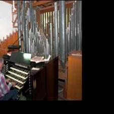 Utah rancher patches together grand pipe organ in his barn ...