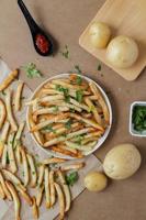Should carbs be avoided at night?