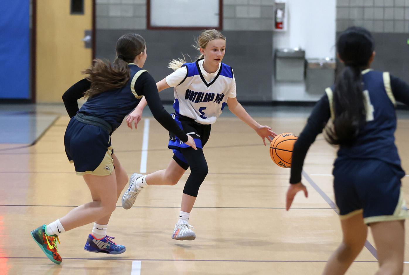 Gallery: NPA vs Rancho Solano Prep girls basketball home opener game | |  azdailysun.com