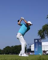 Scheffler chases an $18 million FedEx Cup bonus. There might even be a case for player of the year