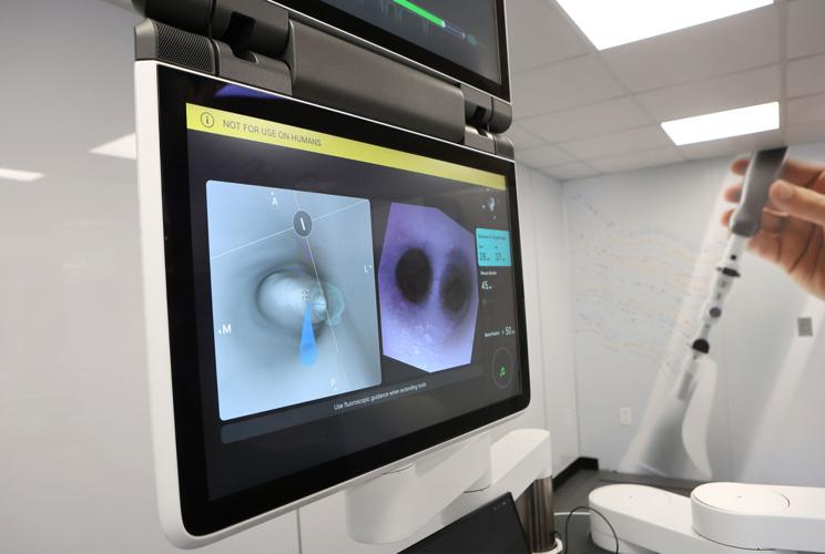Flagstaff Medical Center adds robotic device to aid in lung cancer ...