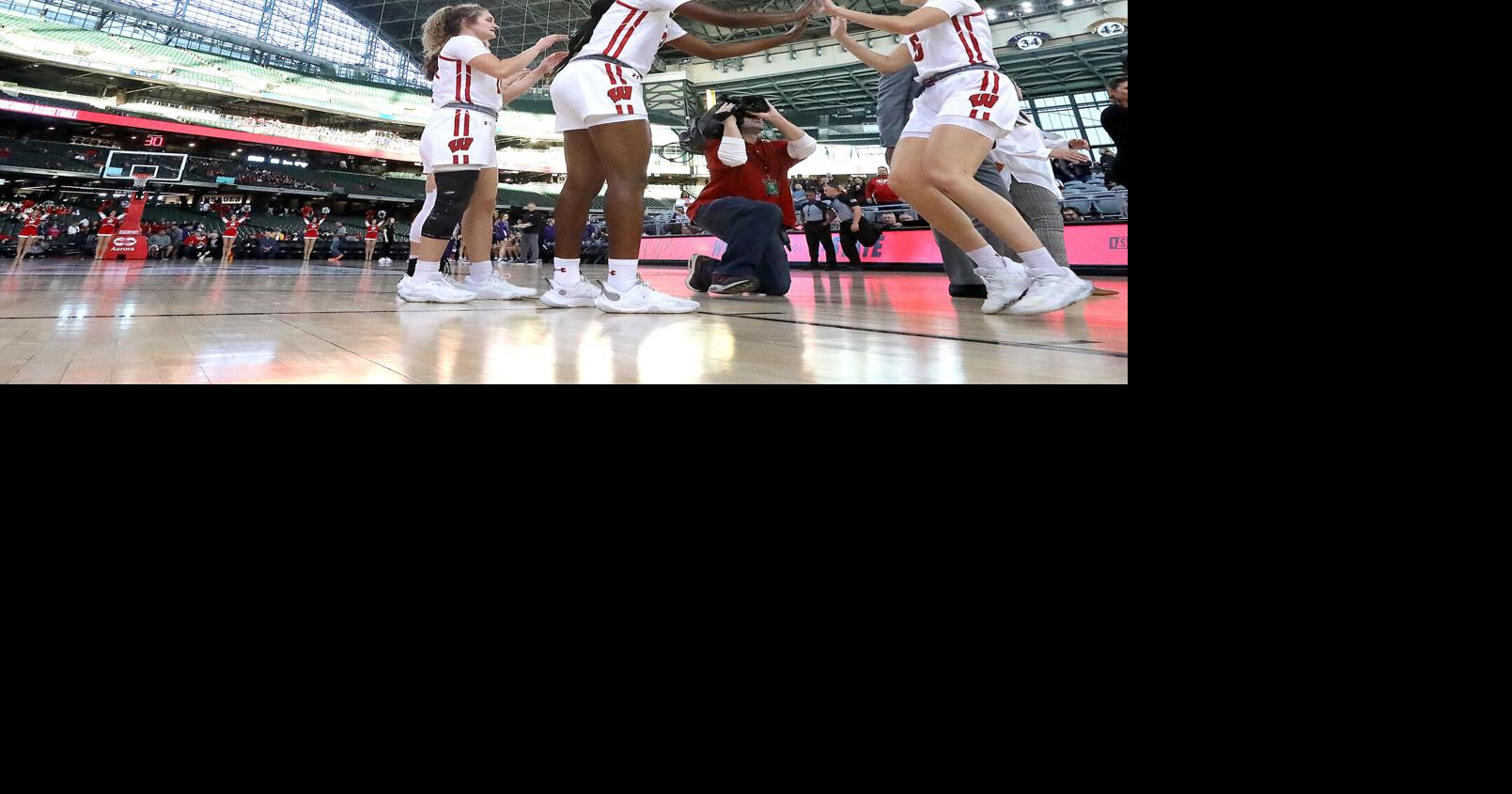 Wisconsin women's basketball wastes strong start in 'positive' experience