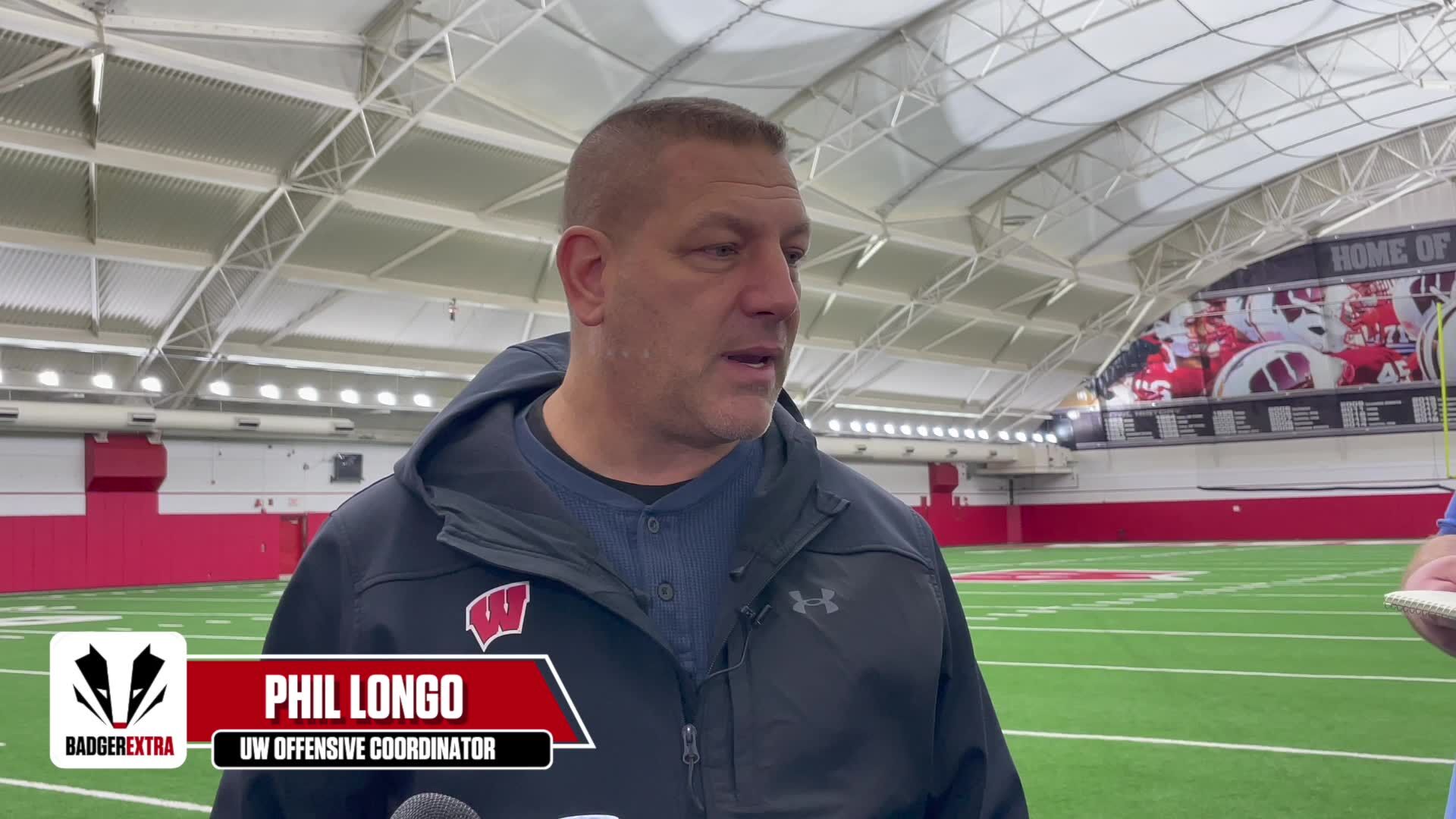 Wisconsin Coordinator Phil Longo Discusses Run Game Working With Air ...