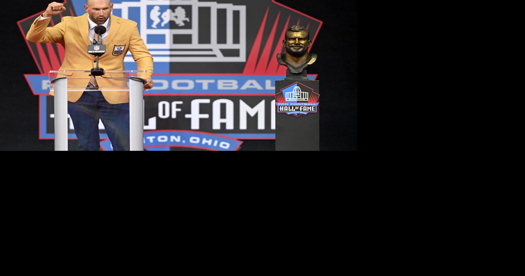 Photos: Former Wisconsin great Joe Thomas enters Pro Football Hall of Fame