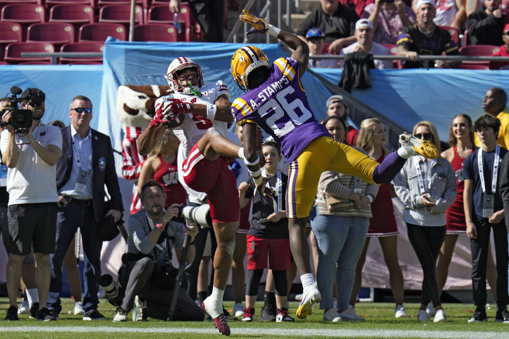 Wisconsin Football Vs. LSU Halftime Observations