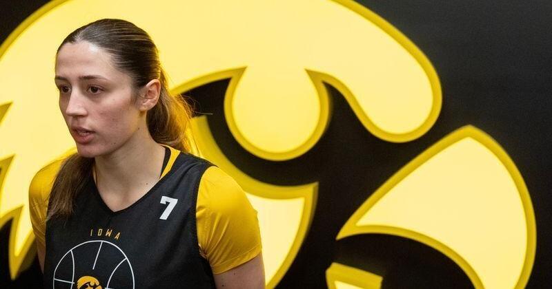 Photos: Badgers transfer Addie Deal in action