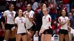 Loud ovations from fans 'definitely a different feeling' for these two Wisconsin volleyball players