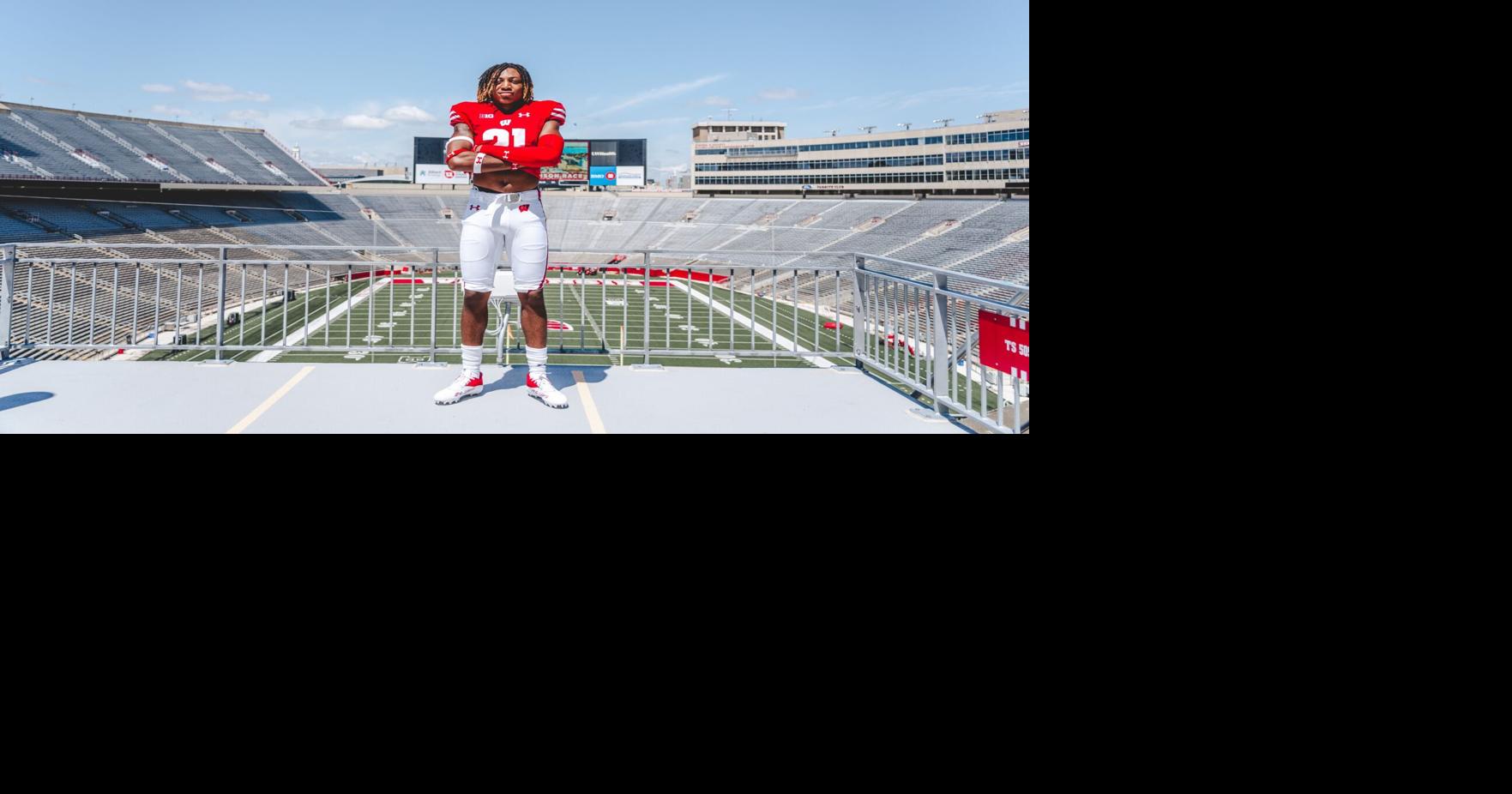 Wisconsin football What to know about Badgers' 2025 commits