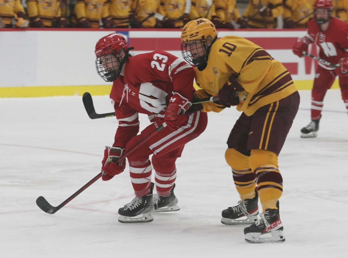 Wisconsin men's hockey hopes to rebound vs. top-ranked Minnesota