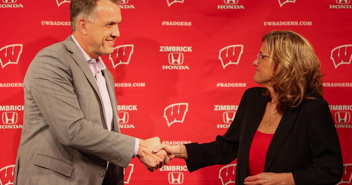 Adam Schemm How much Wisconsin pays athletic department administrators