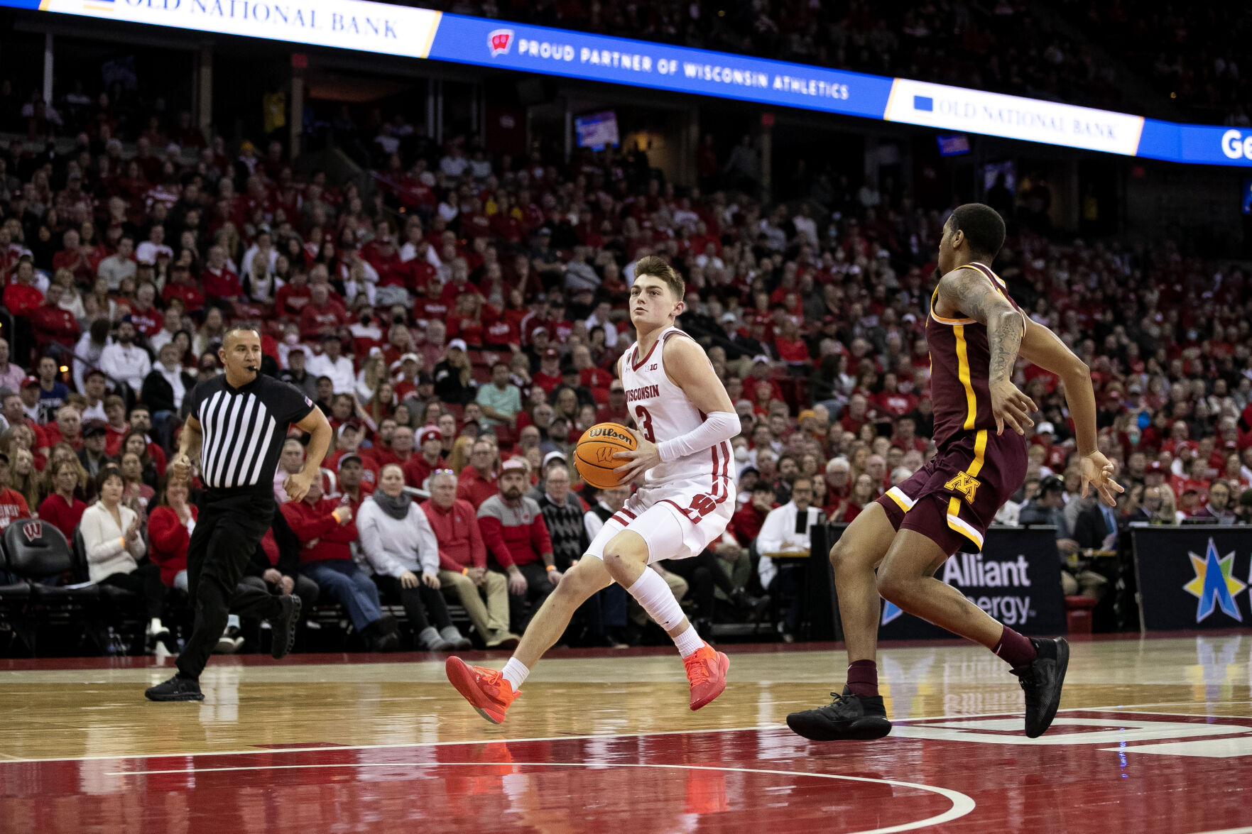 Photos Wisconsin mens basketball pulls out win over rival Minnesota