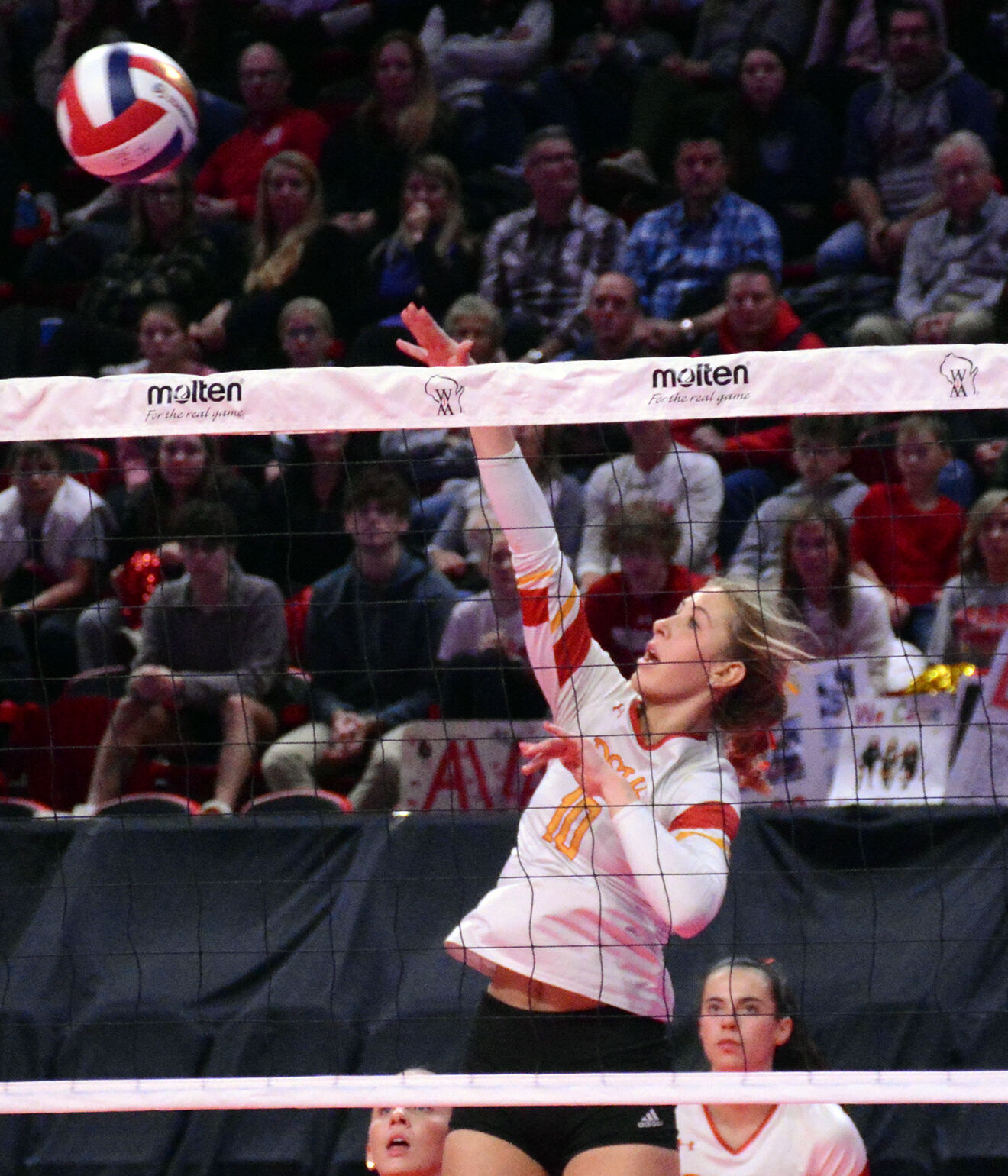This Badger Volleyball Recruit Will Blow You Away! - yzq409h