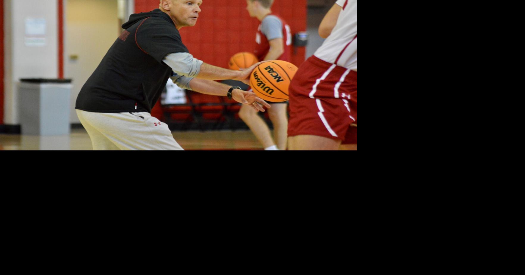 Polzin: Lance Randall's a perfect fit for Wisconsin's staff