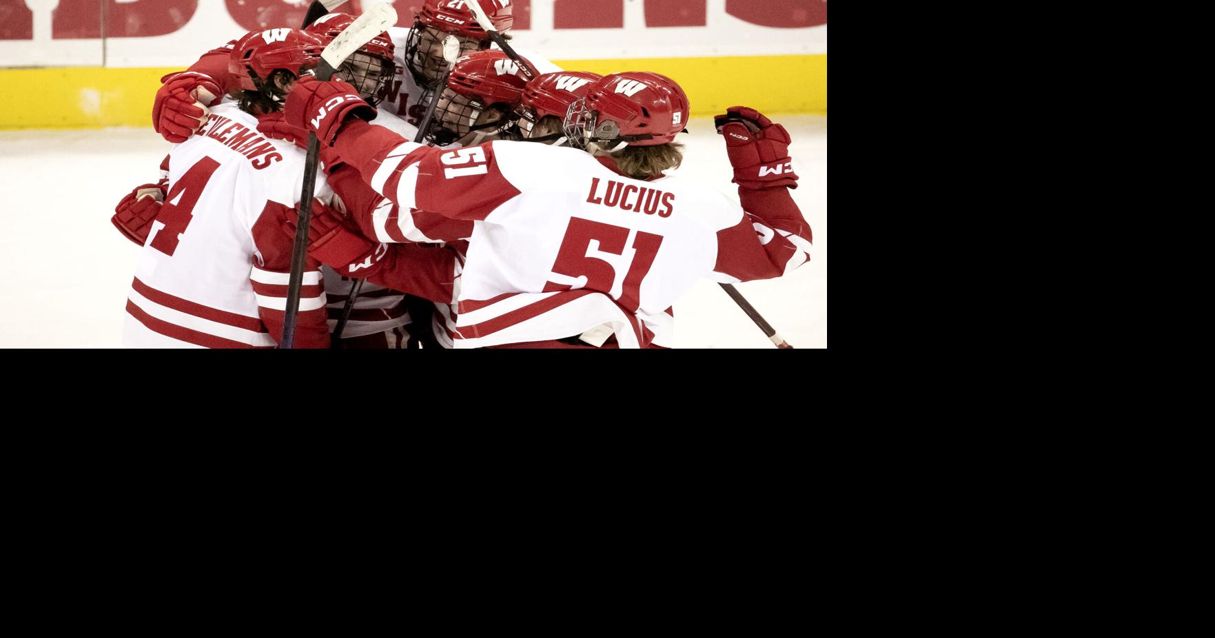Photos Wisconsin men's hockey team blanks No. 20 Notre Dame