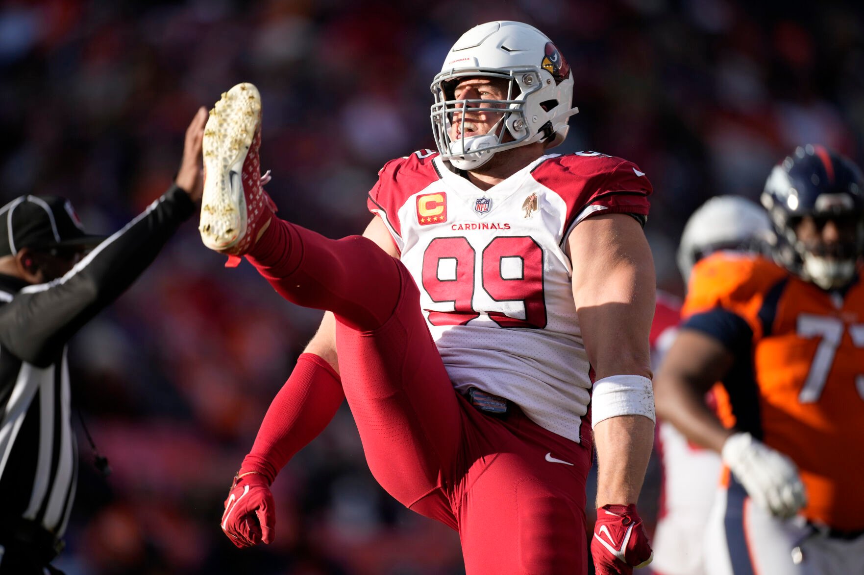 Former Wisconsin Football Player J.J. Watt Announces NFL Retirement