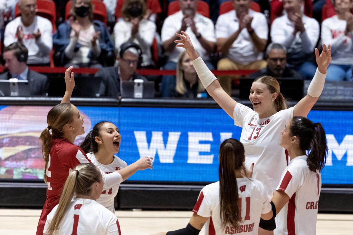 How to watch, stream Wisconsin volleyball vs. Nebraska