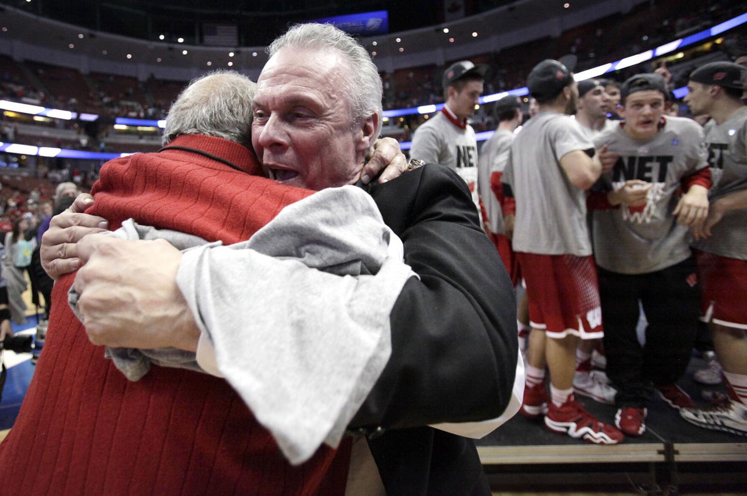 former-wisconsin-men-s-basketball-coach-star-among-hall-of-fame-nominees