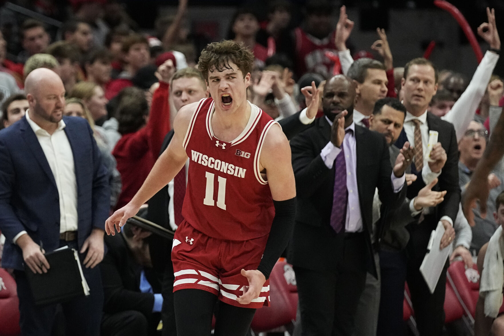 Max Klesmit Is Wisconsin Basketball's Intense Sparkplug