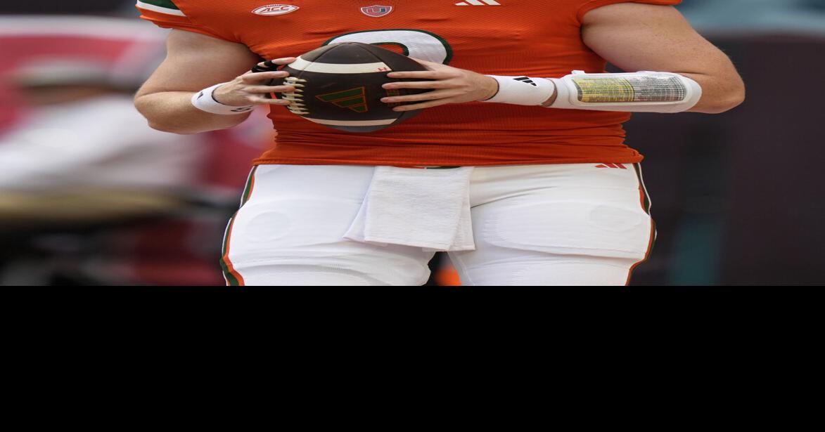 QB Tyler Van Dyke's toughness crucial to Wisconsin coach