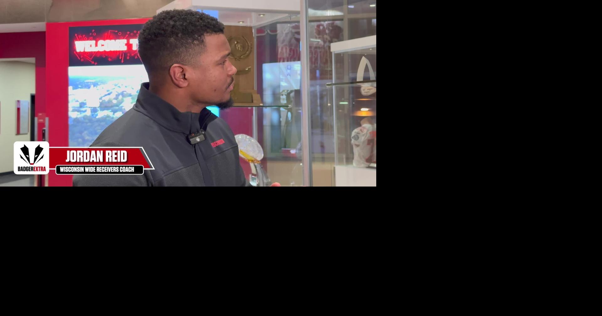 New Wisconsin wide receivers coach reaching out to former Badgers