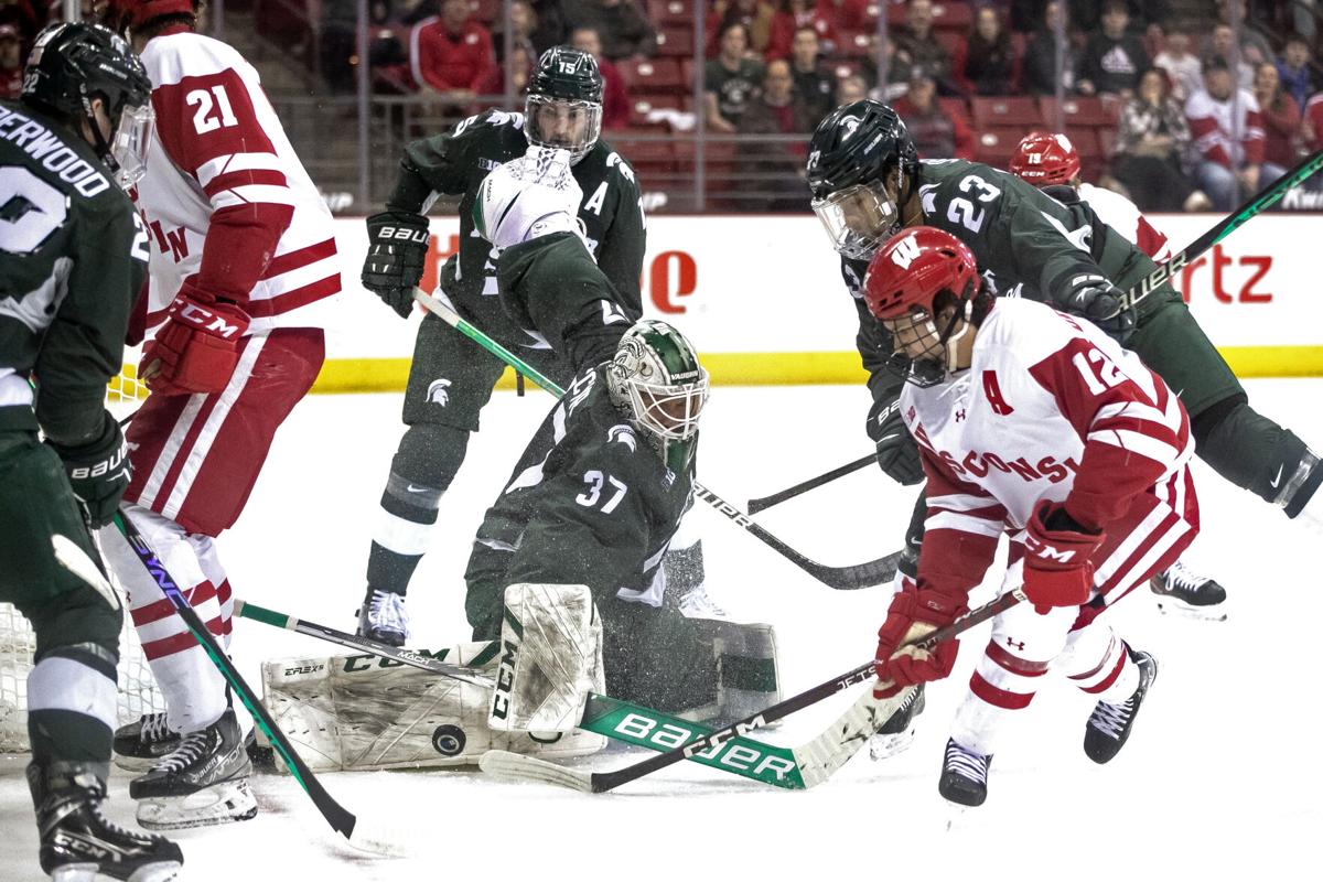 NCAA Hockey: Cole Caufield in his new life as a Badger 