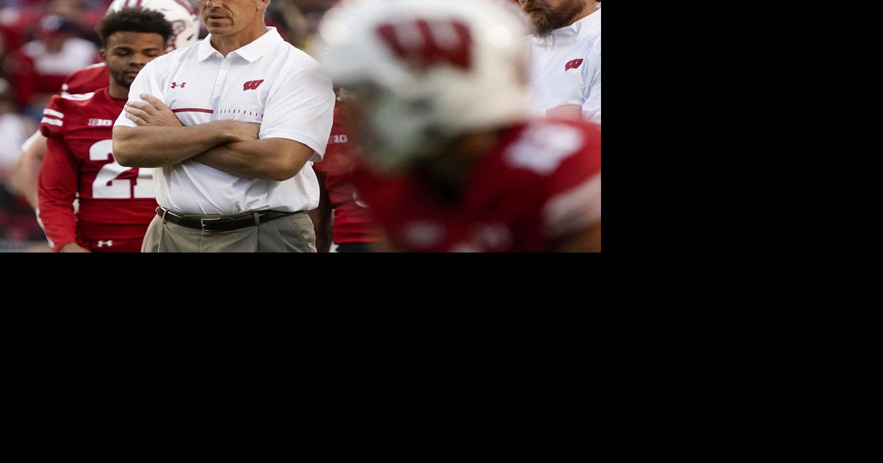 Wisconsin football's assistant coaches received short-term extensions